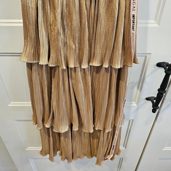 Mac Duggal 27062 Ruffle Tier Midi Metallic Gold Pleated Belted Dress Size 6 - Picture 5 of 9